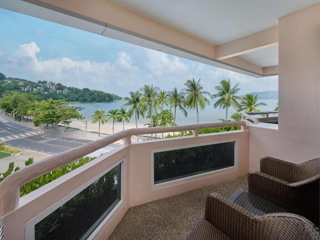 Изображение The Bliss South Beach Patong 4*