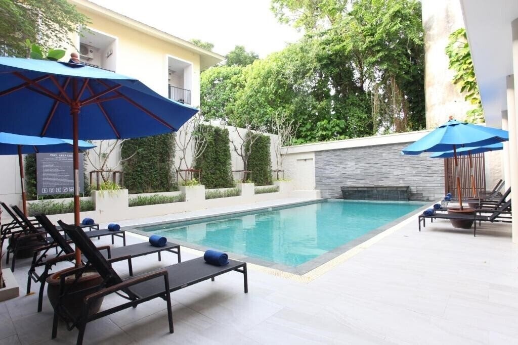 Отель Adema Boutique Karon Hotel 3*