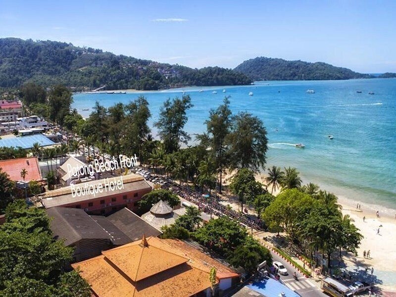 Отель Patong Beachfront Boutique Hotel 3*