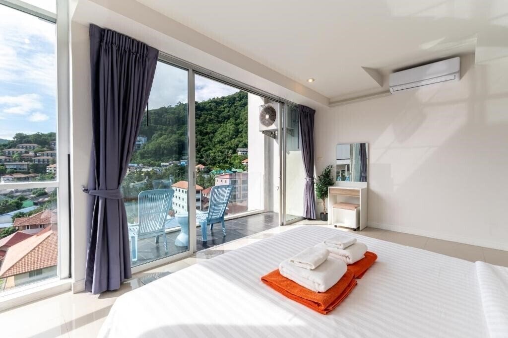 Фотография Chic Condotel Karon 4*