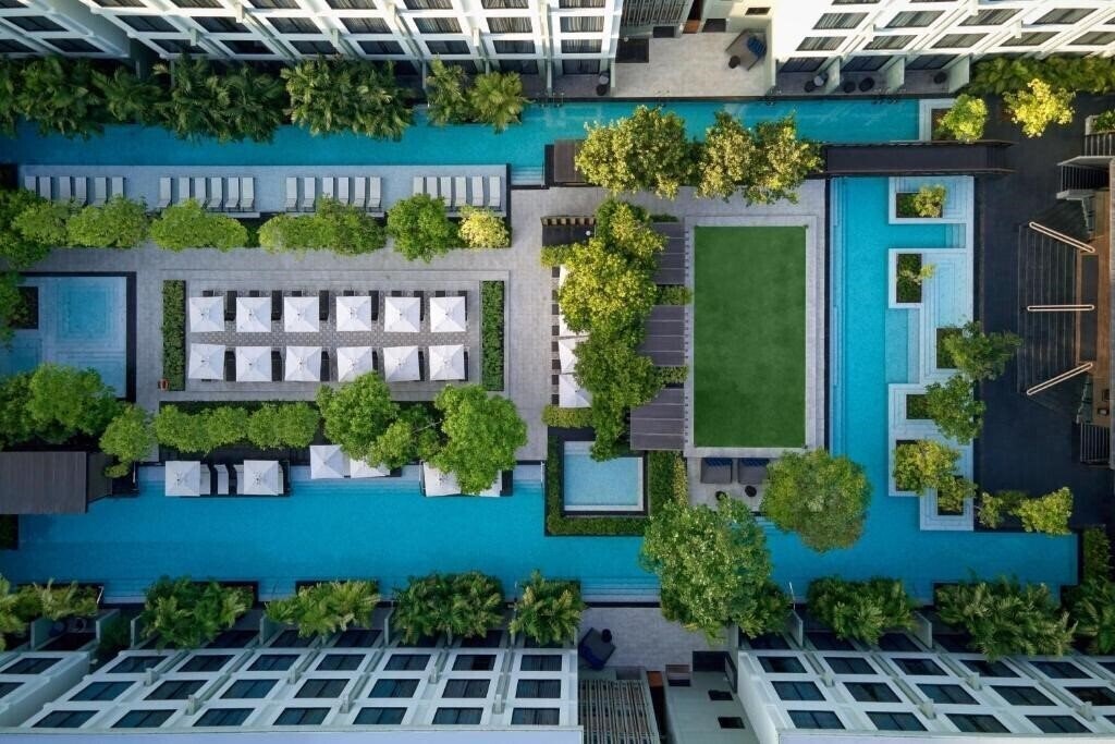 Изображение Four Point By Sheraton Phuket Patong Beach Resort 4*