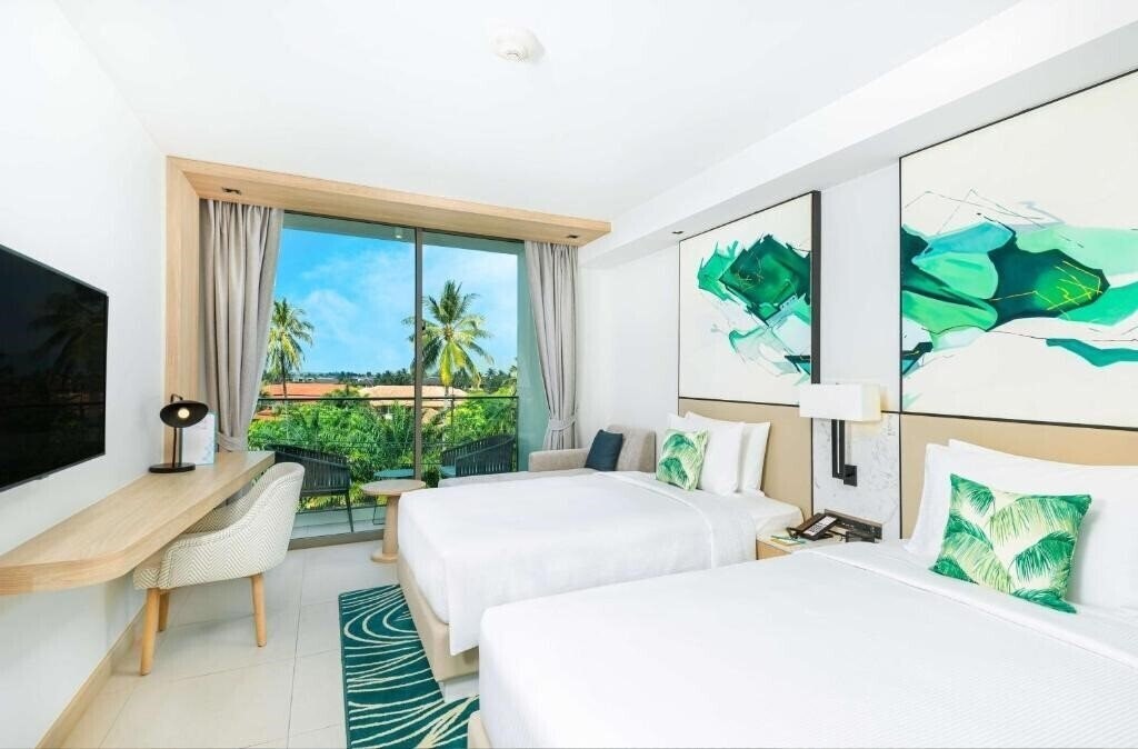 Фото Hilton Garden Inn Phuket Bangtao 4*