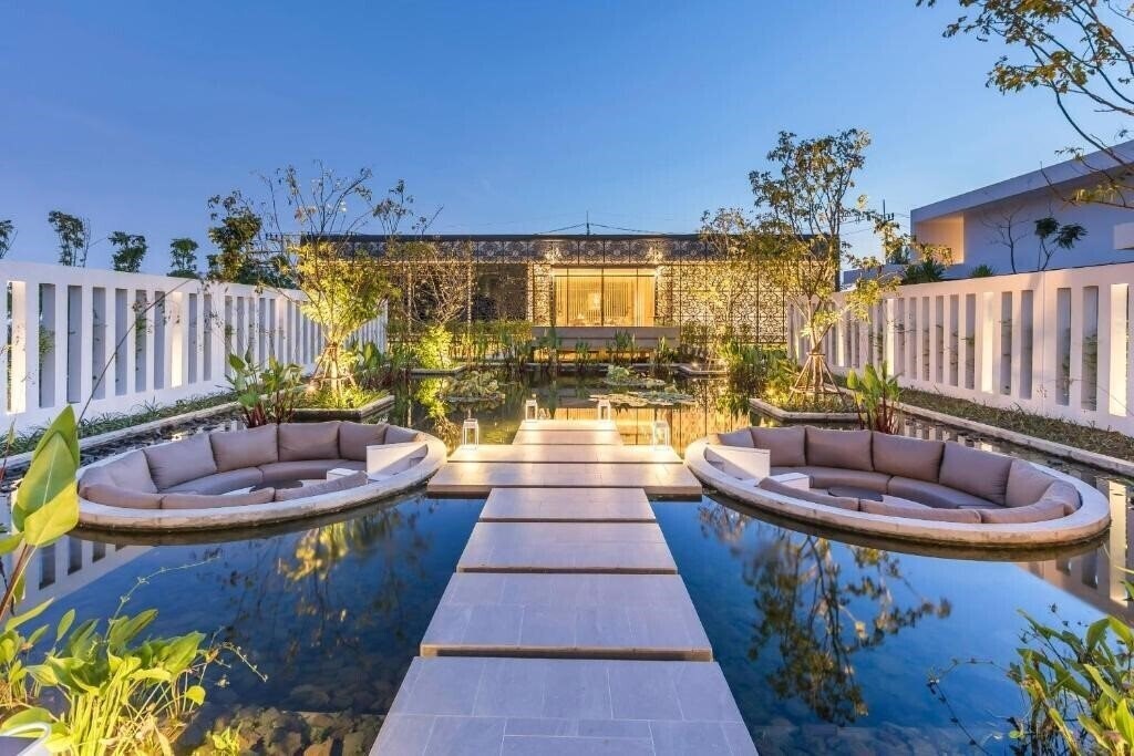 Картинка Melia Phuket Mai Khao 5*