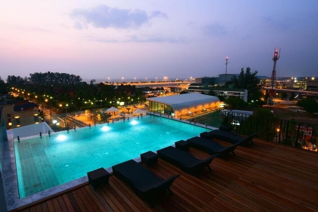 Фотография The Sixteen Naiyang Beach Hotel 4*
