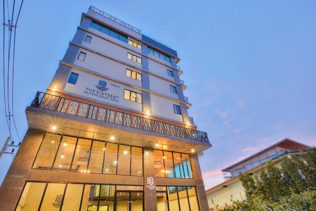 Картинка The Sixteen Naiyang Beach Hotel 4*
