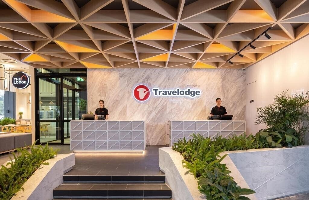 Фото Travelodge Phuket Town **** 4*