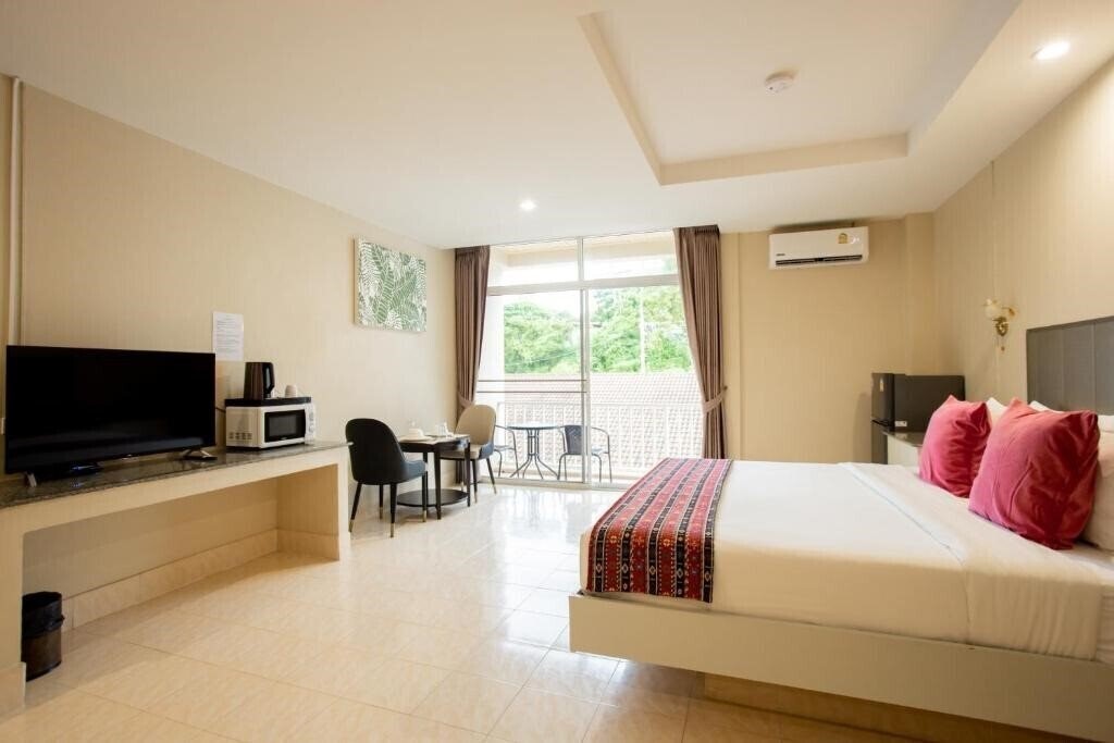 Изображение Tri'S Miracle Kata 4*