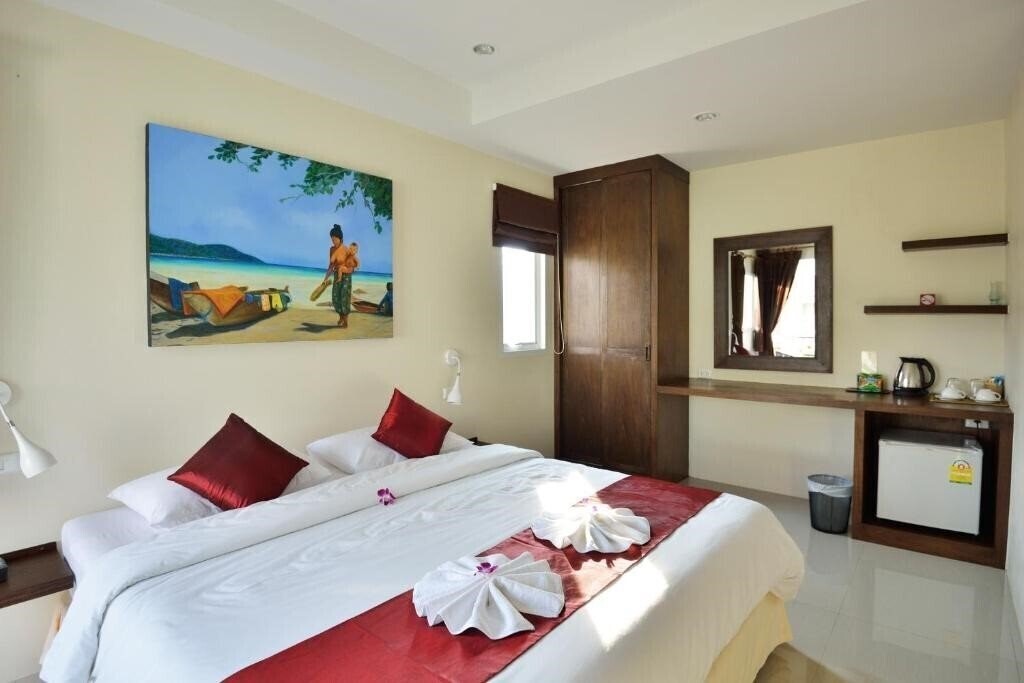 Фото At Kamala Hotel 3*