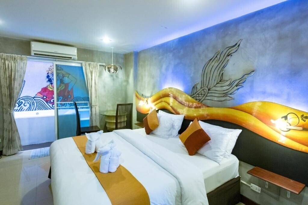 Отель Baan Kamala Fantasea Hotel 3*