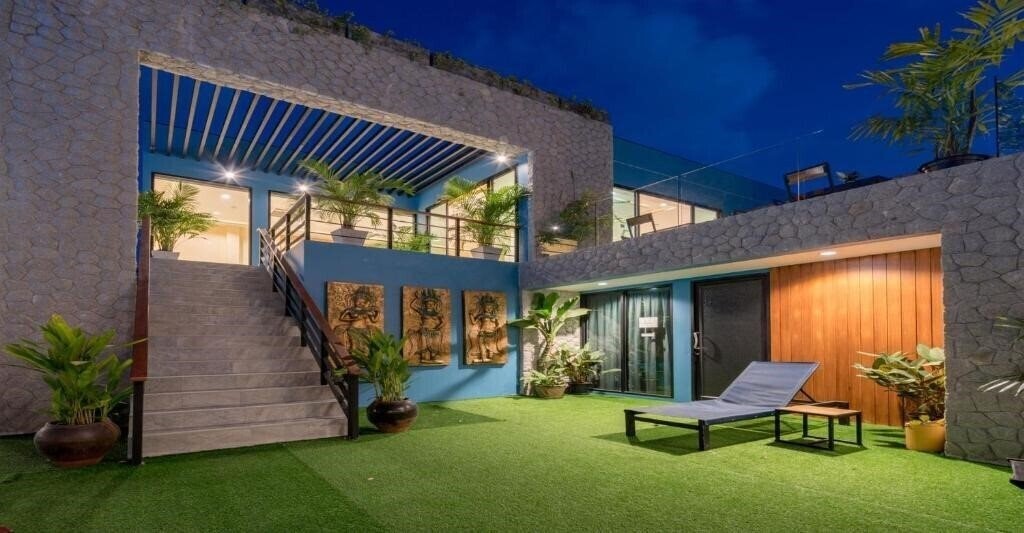 Изображение Peace Blue Naiharn Resort Phuket 3*