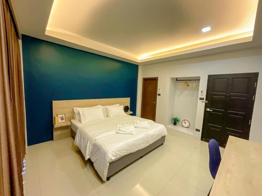 Отель Tall Tree Poshtel Phuket - Hostel 2*