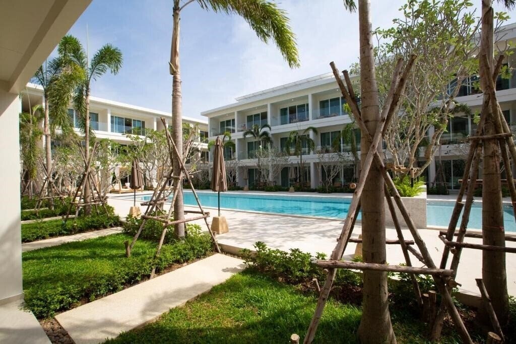 Фото Niranapa Boutique Resort 4*