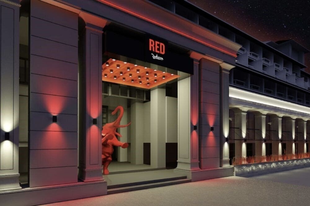 Отель Radisson Red Patong 5*