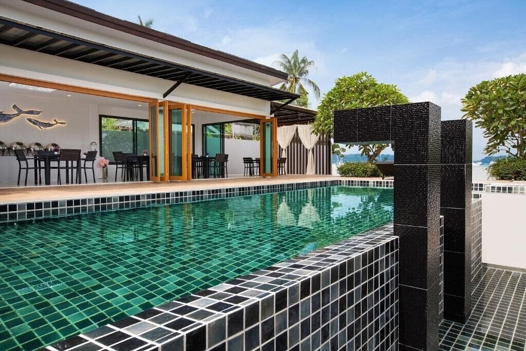 Отель Andaman Seafront Villa 5*