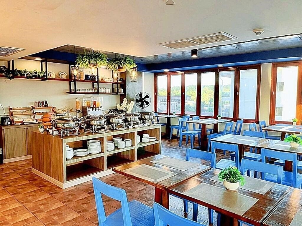 Фотография The Sixteenth Naiyang Beach Hotel 4*
