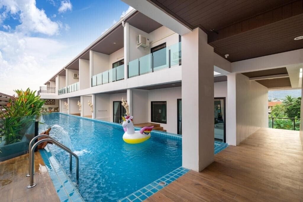 Фотография The Thames Pool Access Resort 4*