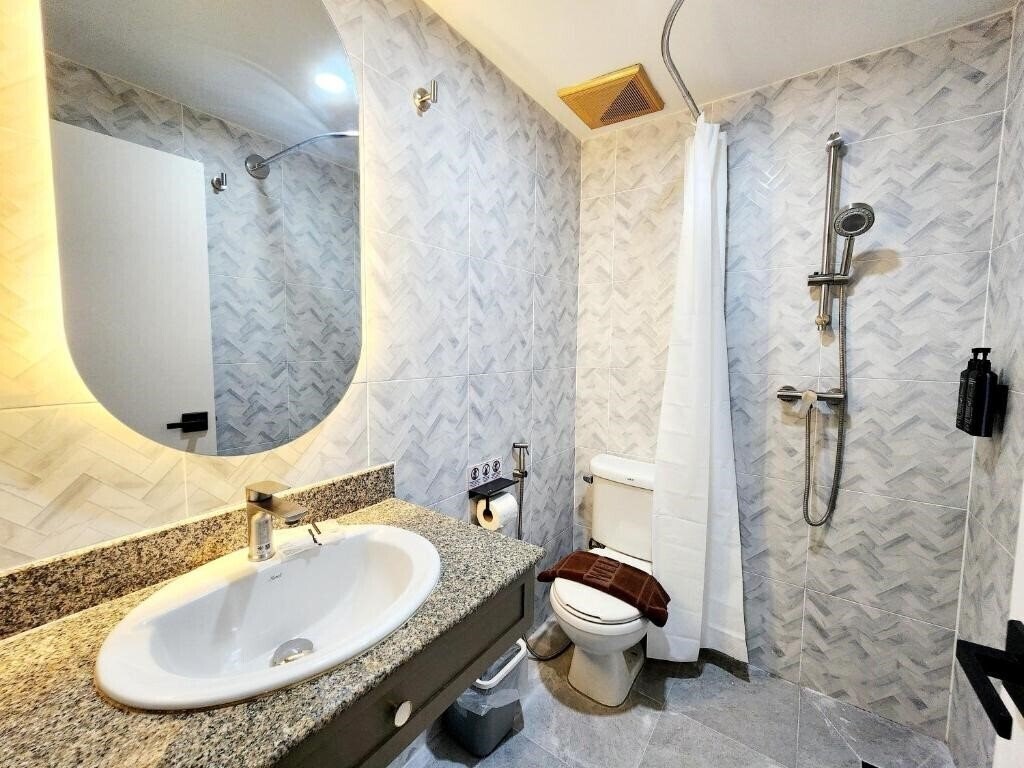 Картинка Seatel Phuket Patong Beach 3*