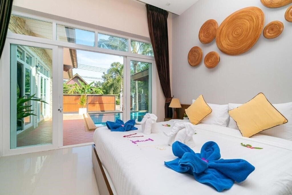 Фото Rawai Private Villas - Pools and Garden 3*