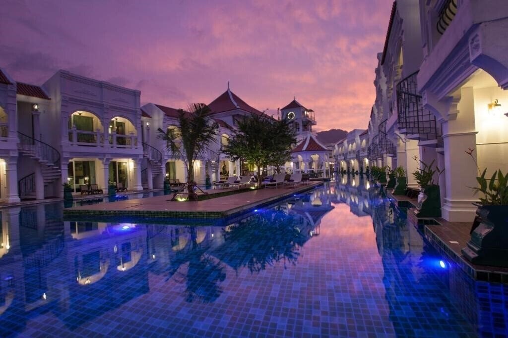 Отель Supicha Pool Access Hotel 5*