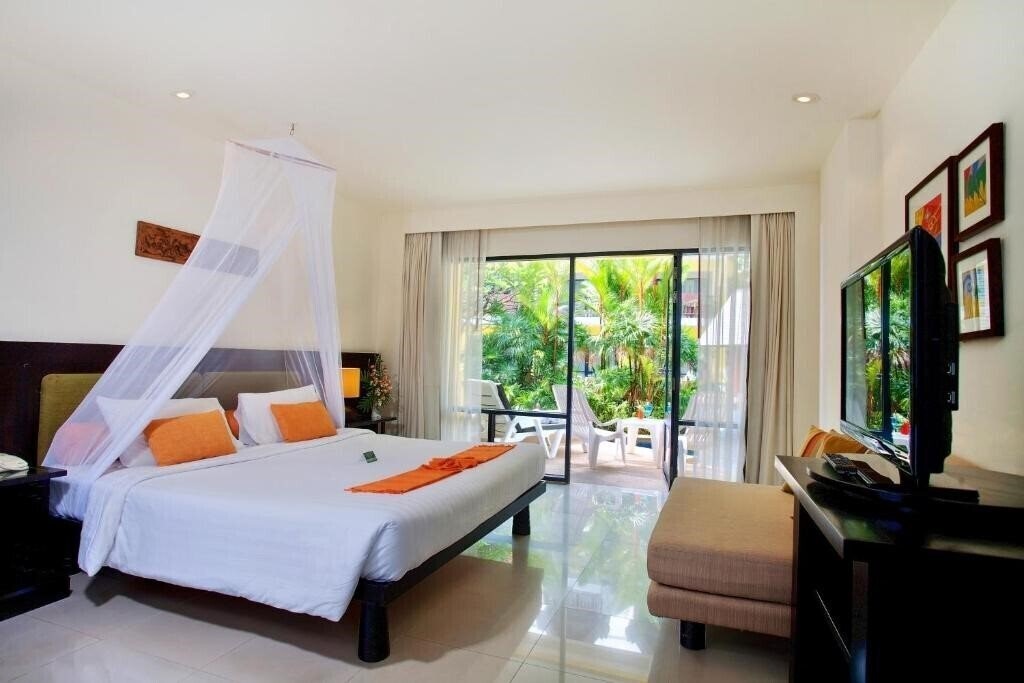 Фото Woraburi Phuket Resort & SPA 3*