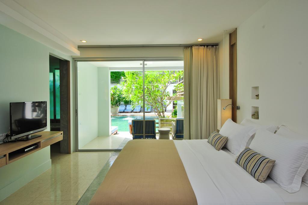 Отель Ramada South Sea (ex. South Sea Karon Phuket) 4*