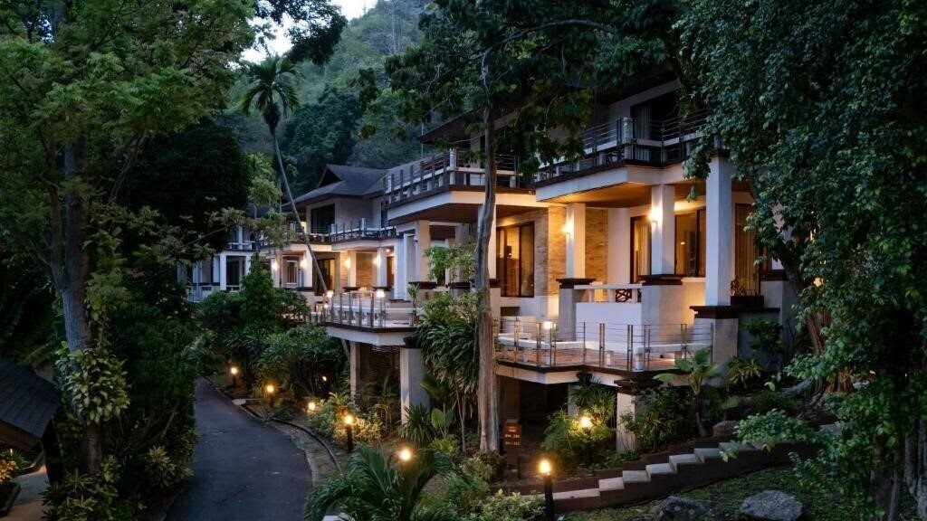 Фото Baan Krating Phuket 3*