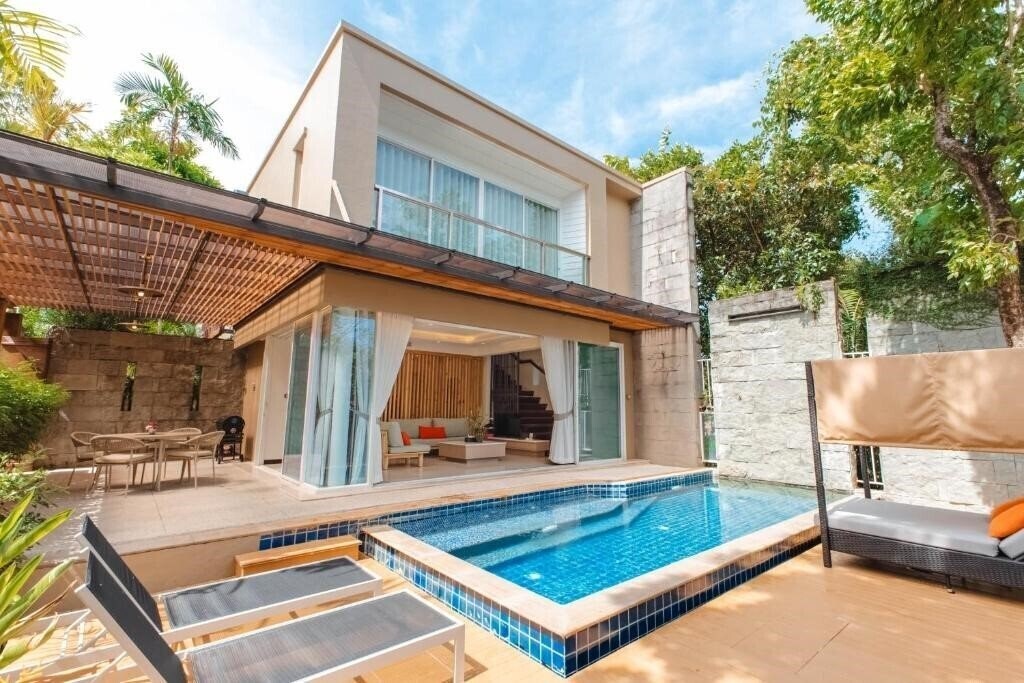 Отель Peach Blossom Resort 4*