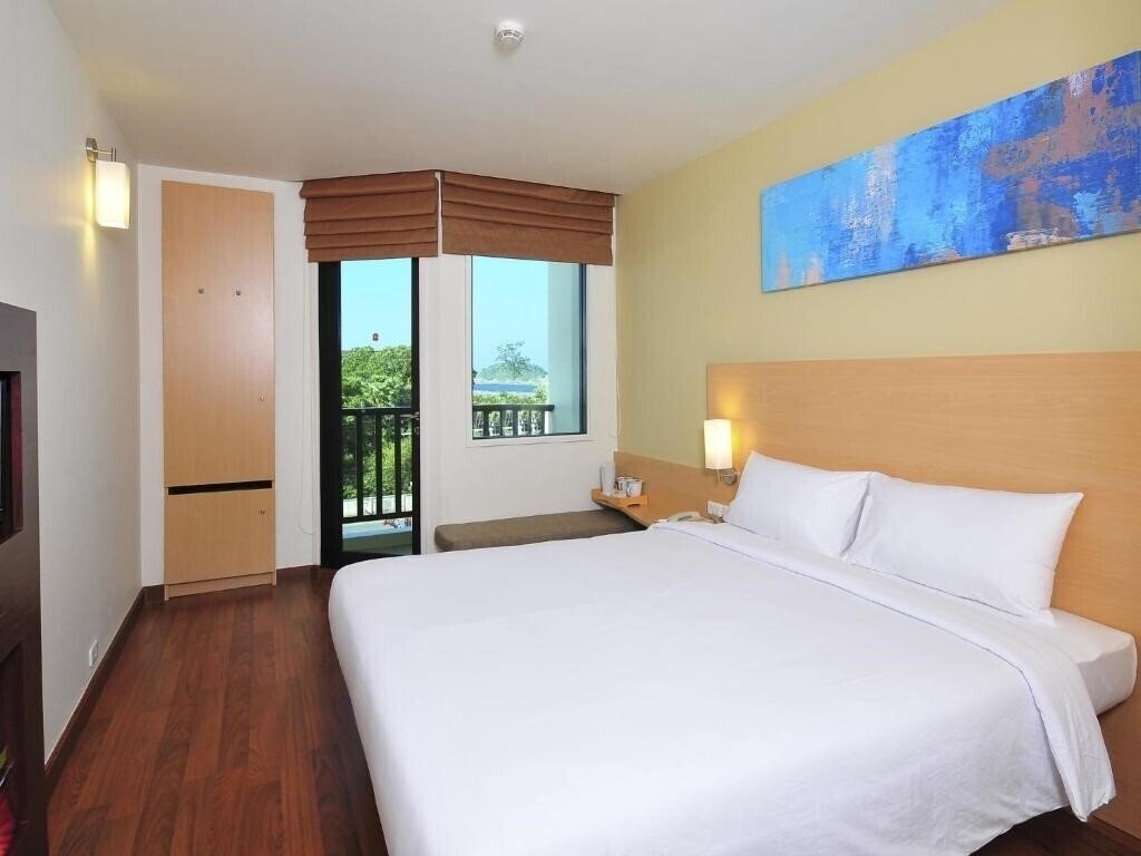 Фото Ibis Phuket Kata 3*