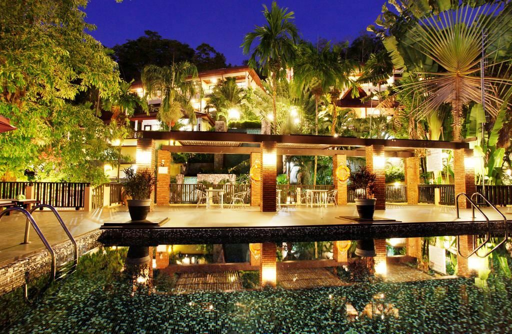 Отель Patong Cottage Hotel 3*