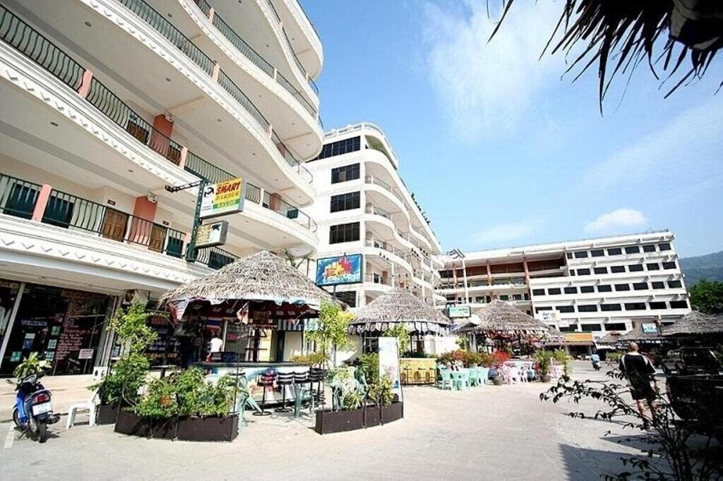 Отель Bel Aire Patong 3*