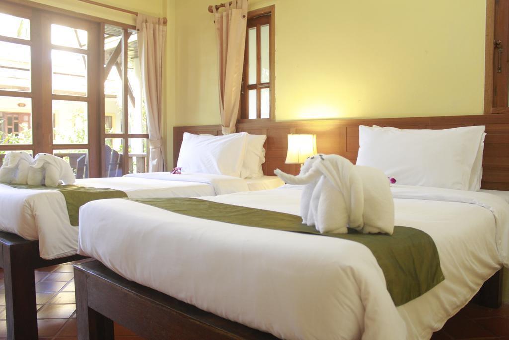 Фото Bangtao Village Resort 3*