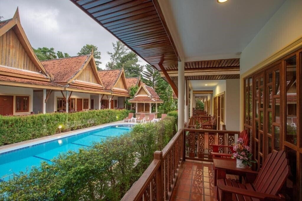 Изображение Bangtao Village Resort 3*