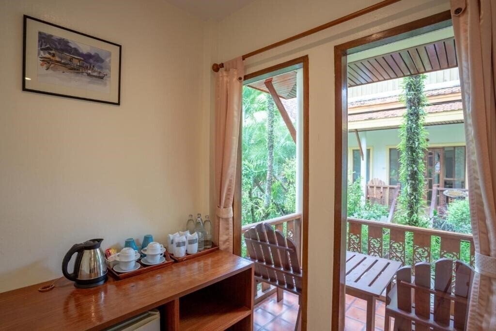 Картинка Bangtao Village Resort 3*