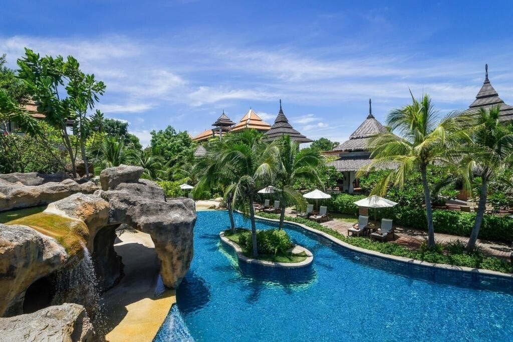Изображение Royal Muang Samui Villas & Suites 5*