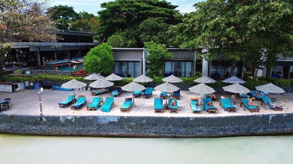 Отель Casa De Mar 4*