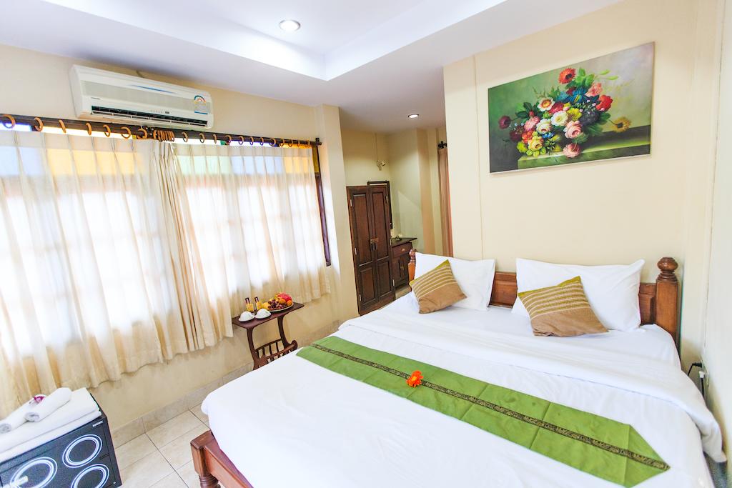 Картинка Oasis Hakuna Matata 3*