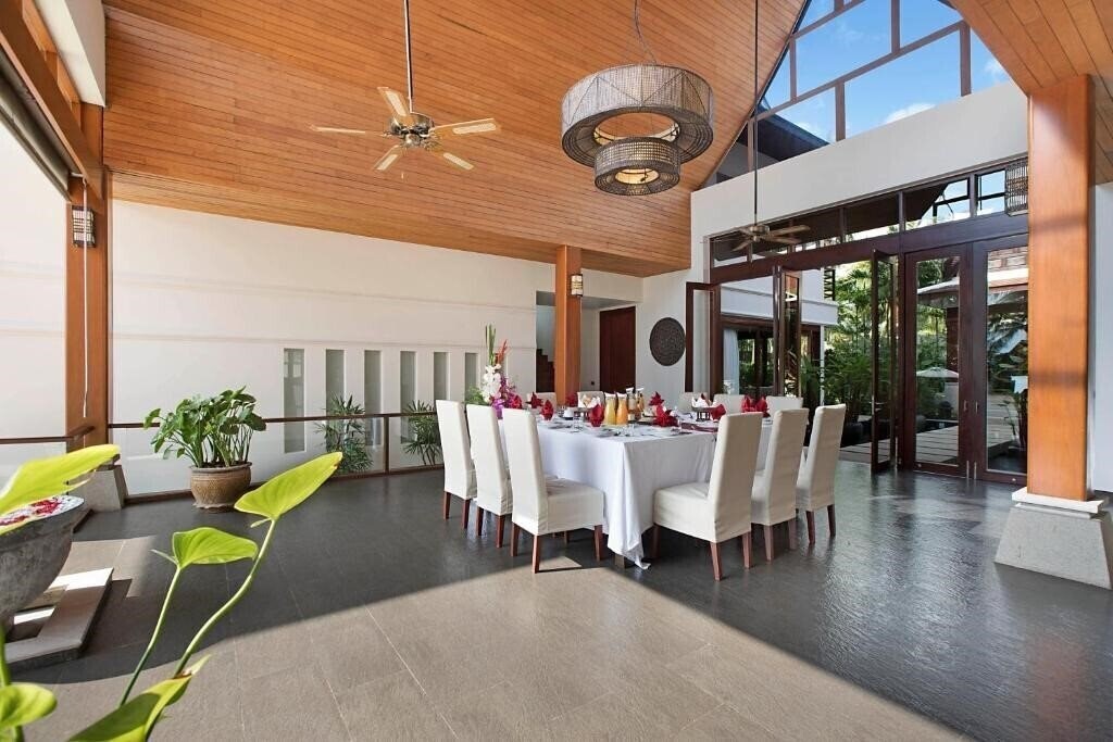 Картинка Dhevatara Cove 5*