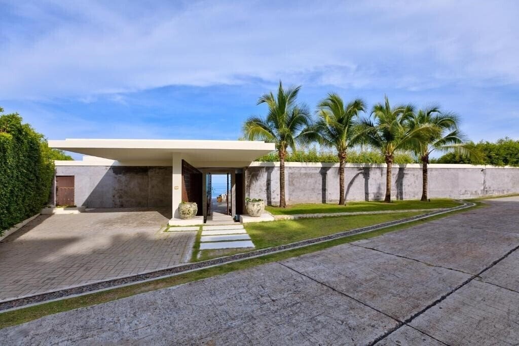 Фотография Villa Natha 5*