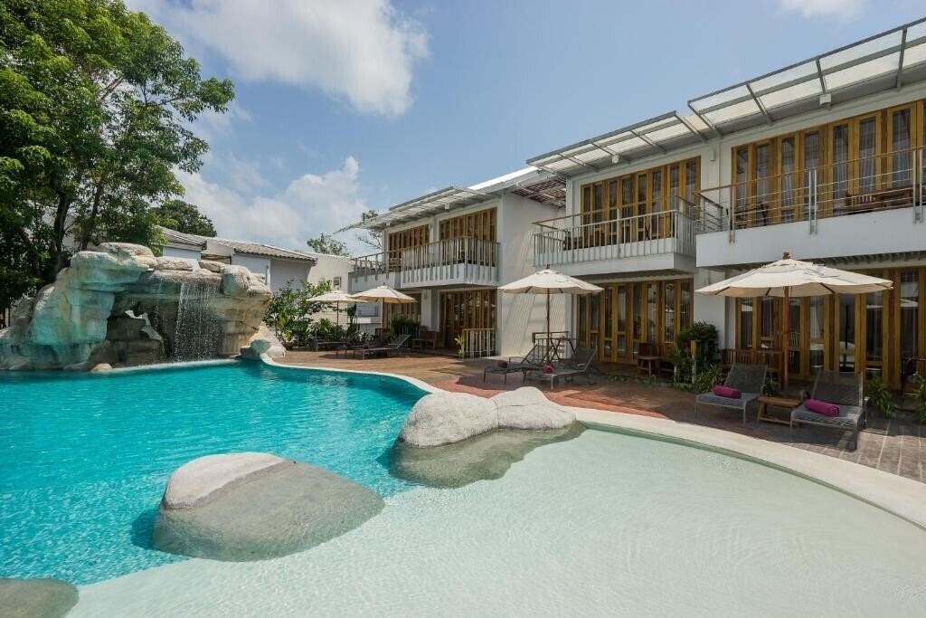 Фотография White Sand Samui Resort 4*