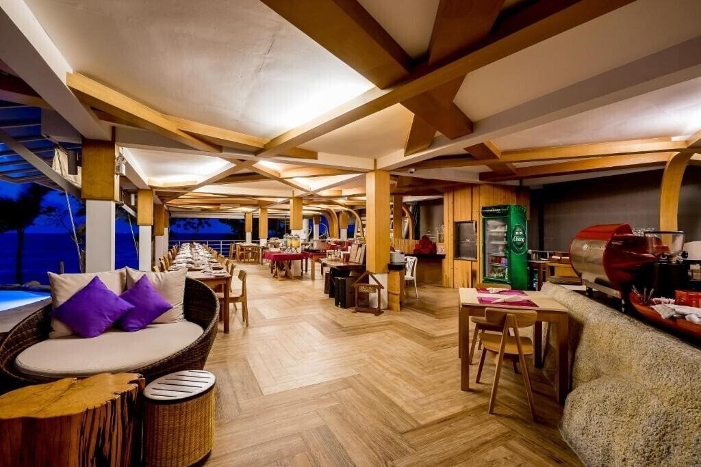 Картинка White Sand Samui Resort 4*
