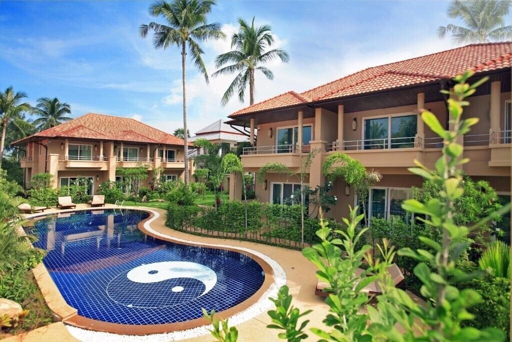 Отель Park Lane 4*