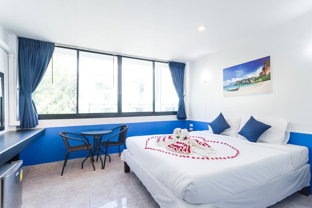 Отель Chaweng Skybar Hotel 3*