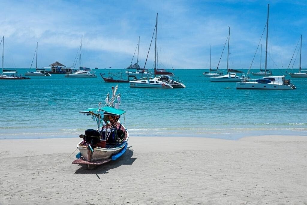 Картинка Bay Beach Resort Samui 3*