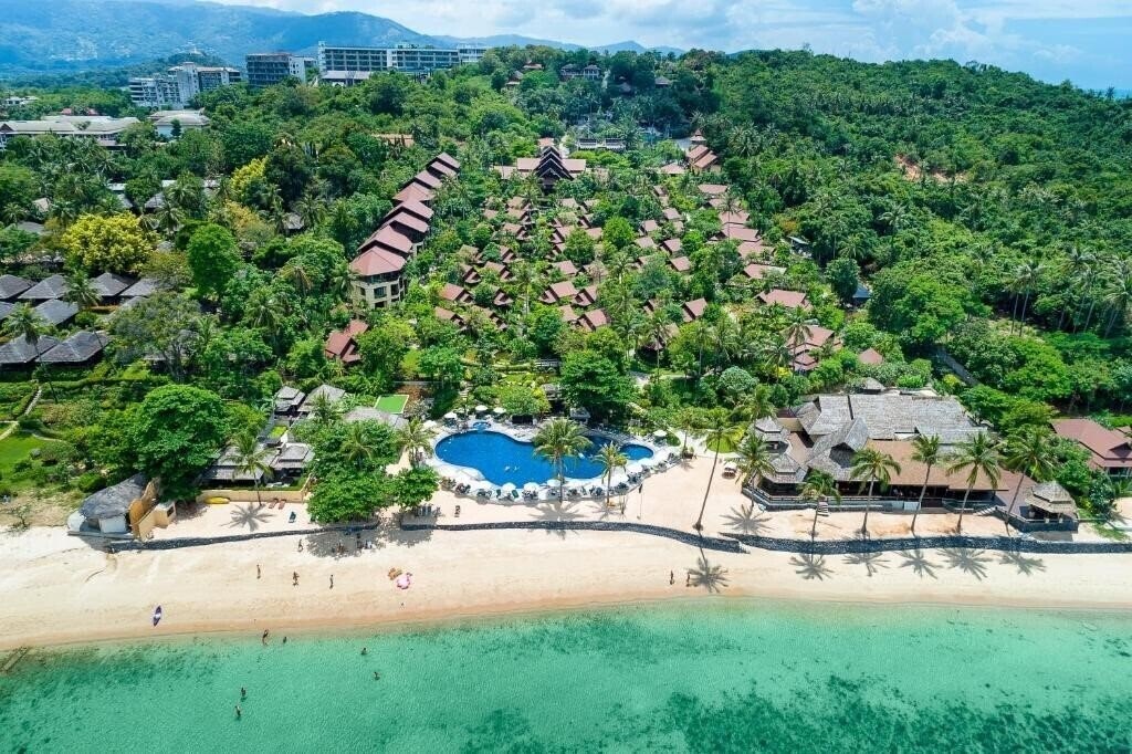 Отель Nora Beach Resort & SPA 4*