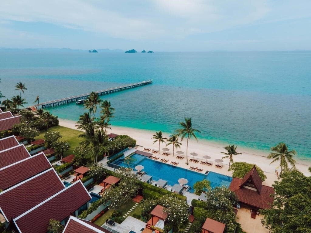 Отель Intercontinental Samui Baan Taling Ngam Resort 5*