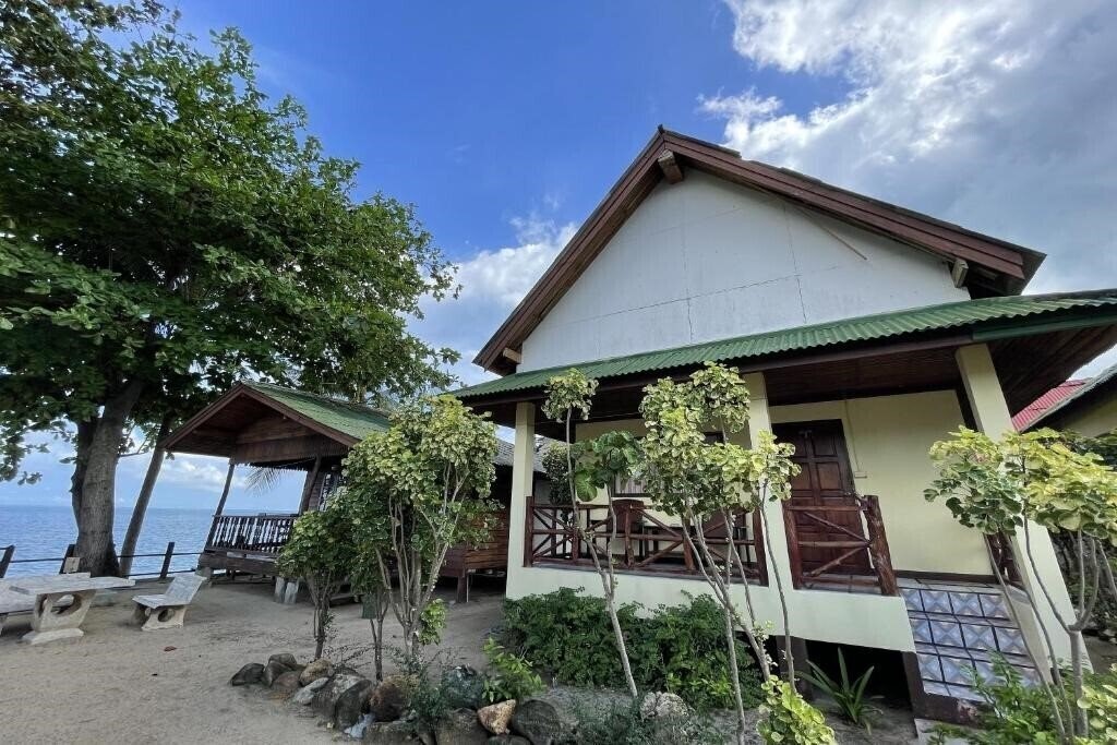 Фотография Sea Breeze Bungalow 2*