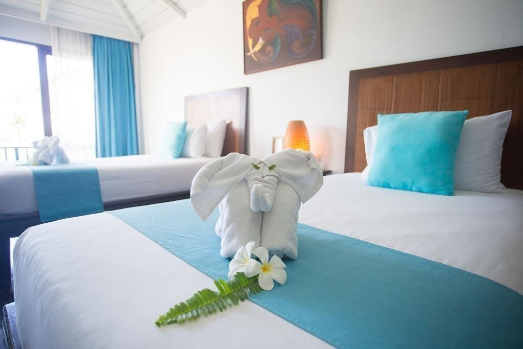 Картинка Iyara Beach Hotel & Plaza 3*