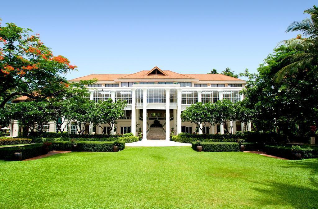 Отель Centara Grand Beach Resort 5*