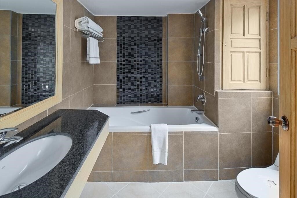 Картинка Nora Lakeview 3*