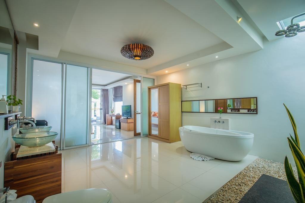 Фотография KC Beach Club & Pool Villas 4*